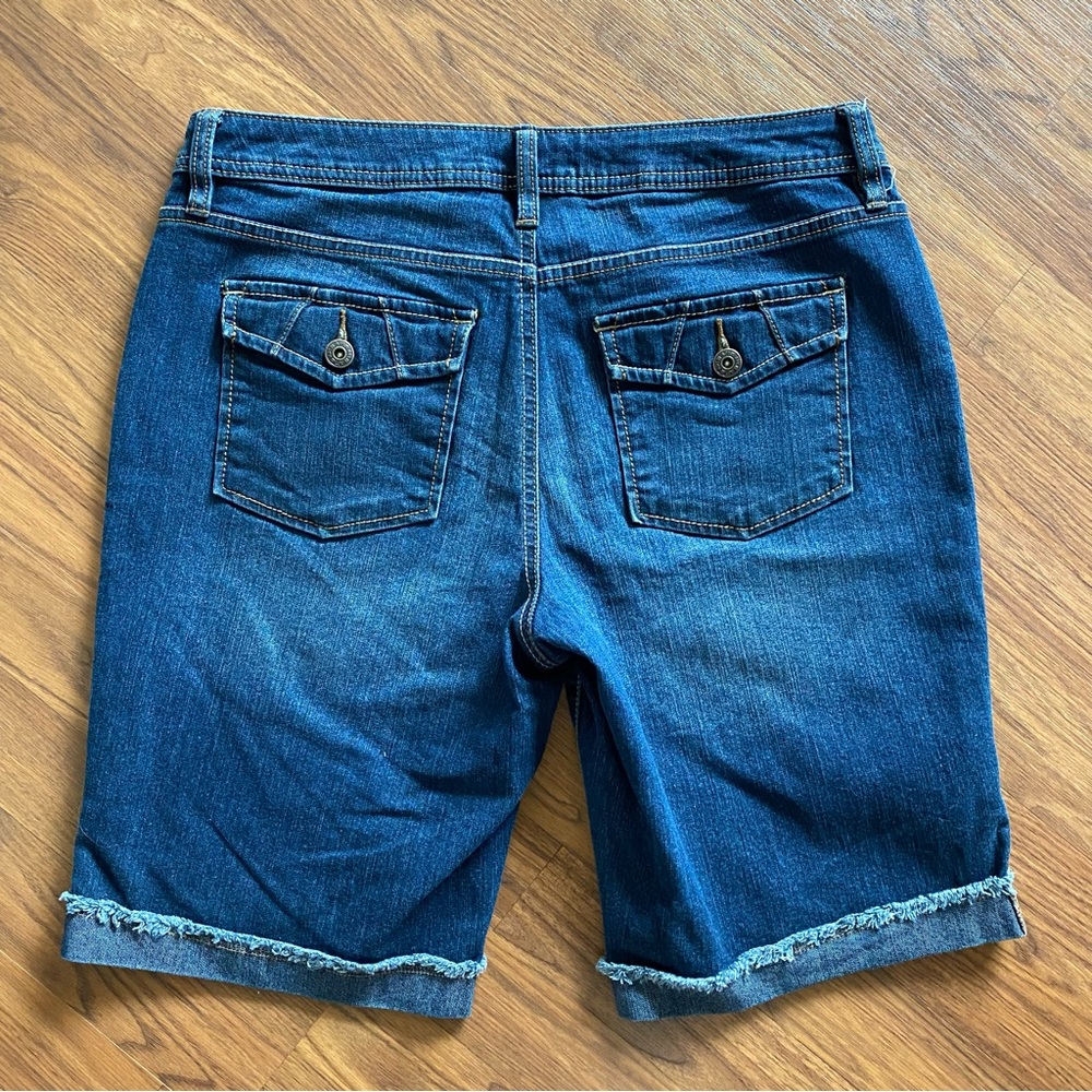 Apt 9 size 8 bermuda jean shorts - Picture 5 of 5
